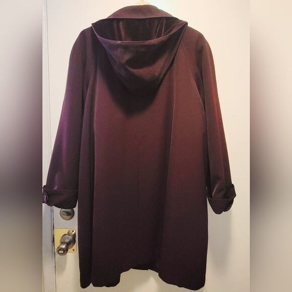 Jacqueline Ferrar Dark Purple Heavy Weight Coat - Picture 3 of 10